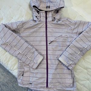 Helly Hansen- Rain Jacket- M- White/Purple